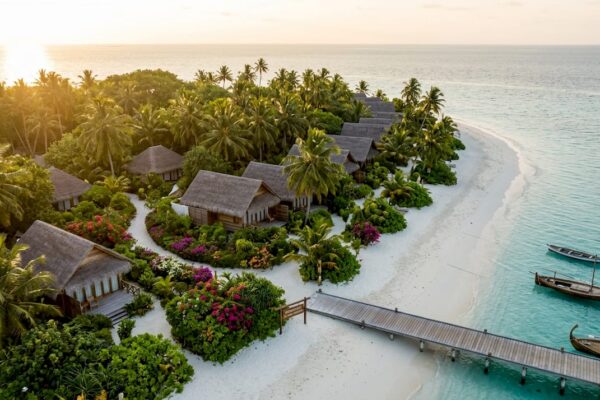 Een prachtig uitzicht vanuit de lucht op een luxe resort op een tropisch eiland